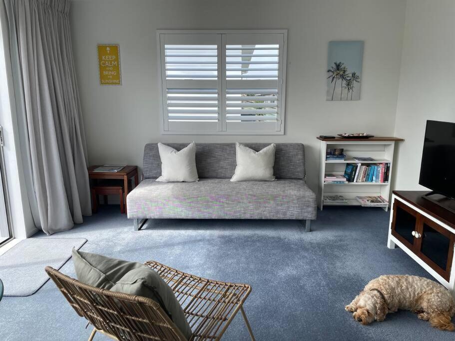 The Blue Beach House Mangawhai Eksteriør bilde