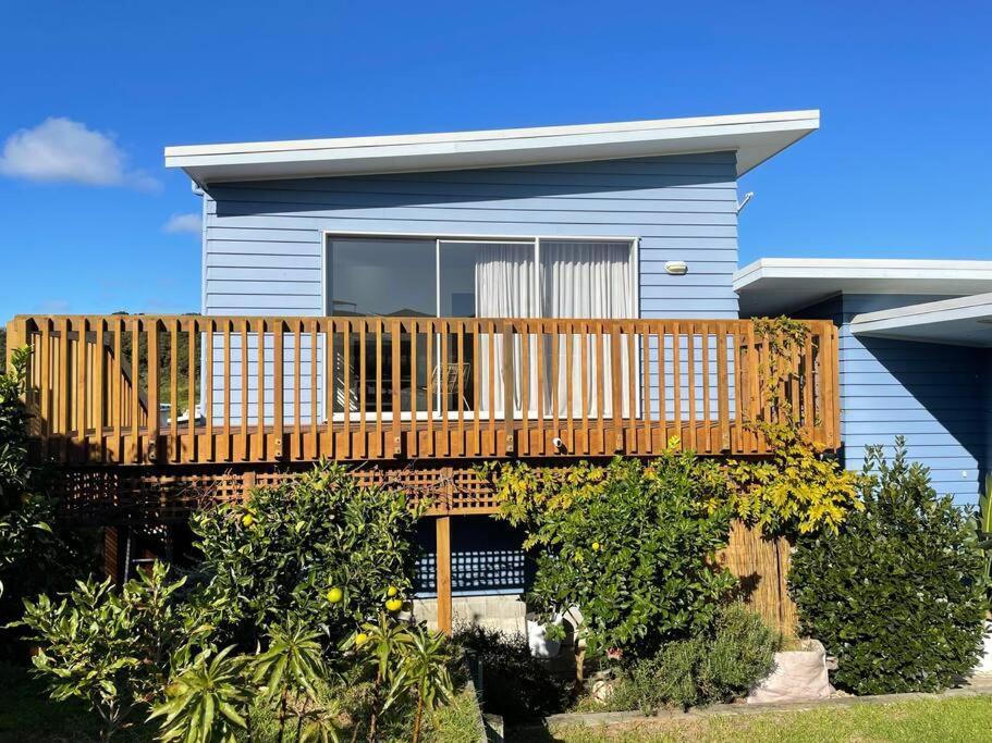 The Blue Beach House Mangawhai Eksteriør bilde
