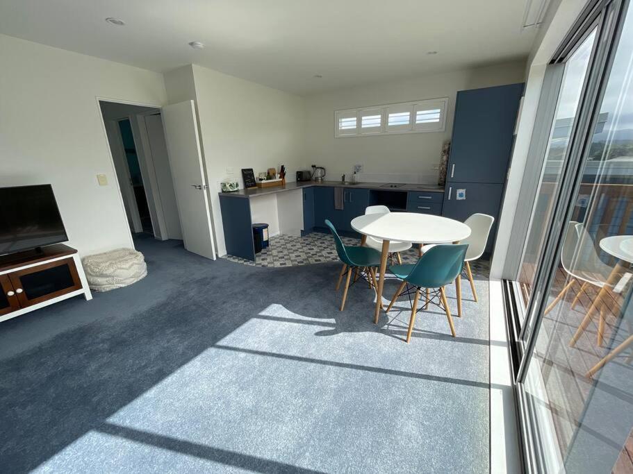 The Blue Beach House Mangawhai Eksteriør bilde